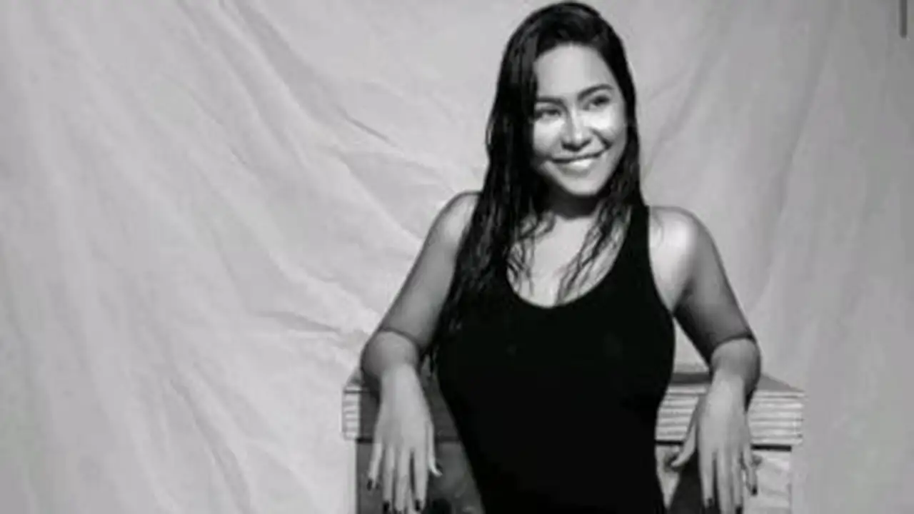 تضامن فني واسع مع شيرين عبد الوهاب عقب عودتها للأضواء مجدداً